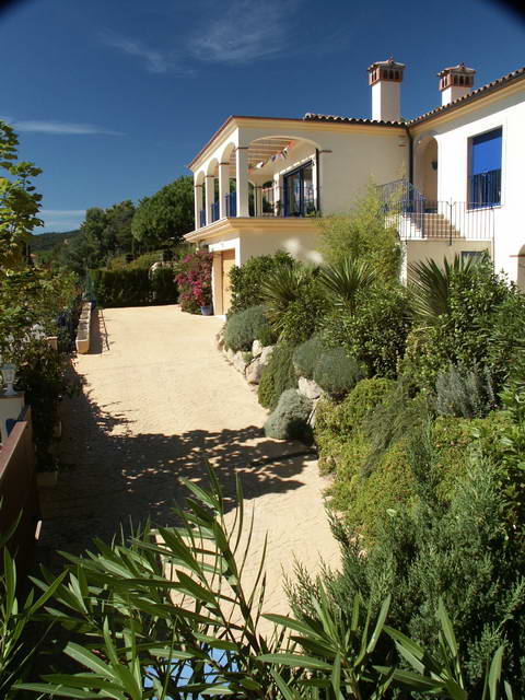 seaside front, 100 meters above the sea